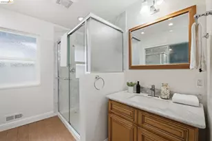 8170 Surrey Ln, Oakland, CA 94605 - Photo 40