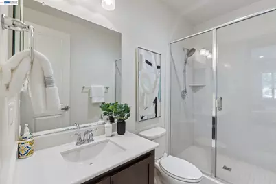 4203 Oak Knoll Dr, Dublin, CA 94568 - Photo 16