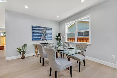 34914 Moina Shaiq Cmn, Fremont, CA 94555 - Photo 8