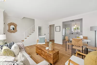 2207 Damuth St #1, Oakland, CA 94602 - Photo 8