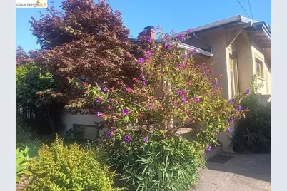 915 39th St, Oakland, CA 94608 - Photo 2