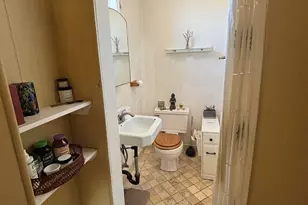 915 39th St, Oakland, CA 94608 - Photo 20