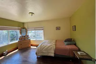 915 39th St, Oakland, CA 94608 - Photo 12