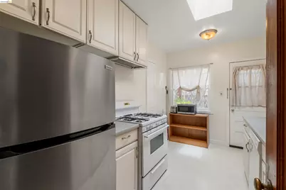 2444 Virginia #B, Berkeley, CA 94709 - Photo 22