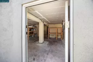 628 Poirier St, Oakland, CA 94609 - Photo 56
