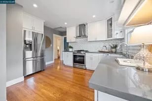 628 Poirier St, Oakland, CA 94609 - Photo 28