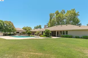 10055 Justamere Ln, Elk Grove, CA 95624 - Photo 50