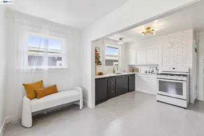 4220 Suter St, Oakland, CA 94619 - Photo 14