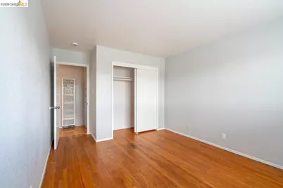 3414 64th Avenue Pl, Oakland, CA 94605 - Photo 8