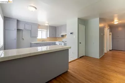 3414 64th Avenue Pl, Oakland, CA 94605 - Photo 18