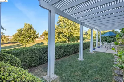 725 Richardson Drive, Brentwood, CA 94513 - Photo 28