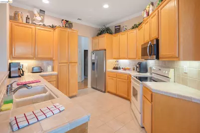 725 Richardson Drive, Brentwood, CA 94513 - Photo 26