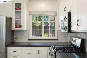 531 Jones Pl, Walnut Creek, CA 94597 - Photo 18
