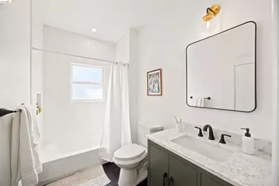661 Brookwood Pl, Oakland, CA 94610 - Photo 32
