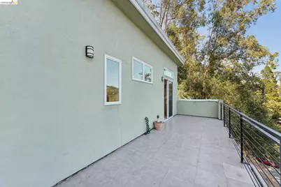 5917 Balboa, Oakland, CA 94611 - Photo 28