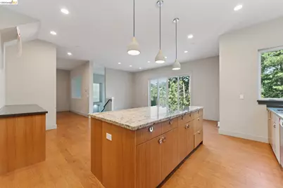 5917 Balboa, Oakland, CA 94611 - Photo 12