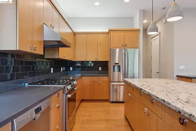 5917 Balboa, Oakland, CA 94611 - Photo 10