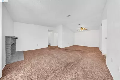 1718 Daniel Ct, Fairfield, CA 94533 - Photo 12