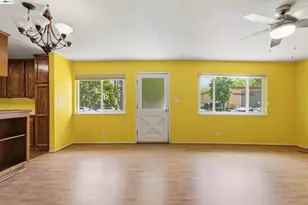 9079 Pinata Way, Sacramento, CA 95826 - Photo 10