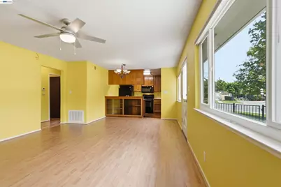 9079 Pinata Way #1, Sacramento, CA 95826 - Photo 8