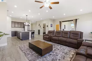 2394 Bharvani Ave, Manteca, CA 95337 - Photo 10