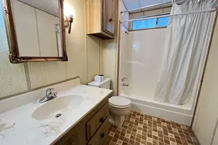 29000 Guildhall Rd, Hayward, CA 94544 - Photo 16
