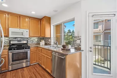 6139 Capriana Cmn, Fremont, CA 94555 - Photo 14