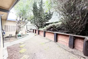4072 St James Dr, El Sobrante, CA 94803 - Photo 36