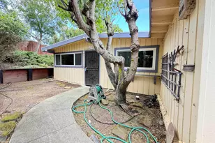 4072 St James Dr, El Sobrante, CA 94803 - Photo 2