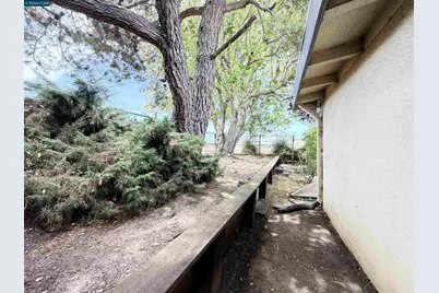 4072 Saint James Dr, El Sobrante, CA 94803 - Photo 42