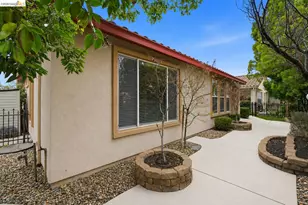 518 American Falls Dr, Rio Vista, CA 94571 - Photo 2