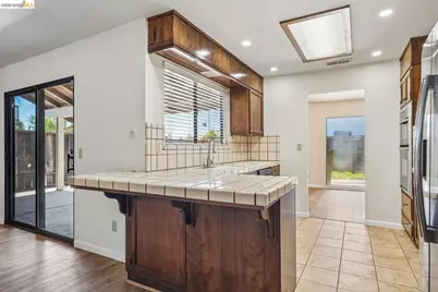 3768 Wood Duck Cir, Stockton, CA 95207 - Photo 12