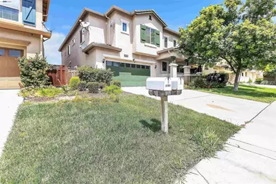 2076 Catalpa Way, Antioch, CA 94509 - Photo 2