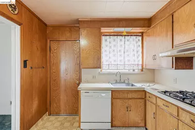 2364 Grant Ave, Richmond, CA 94804 - Photo 10