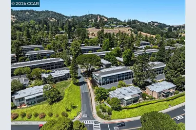 1150 Canyonwood Ct #4, Walnut Creek, CA 94595 - Photo 36