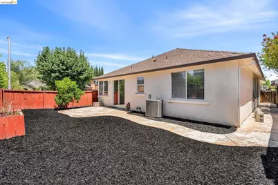 4015 Mount Day Court, Antioch, CA 94531 - Photo 44