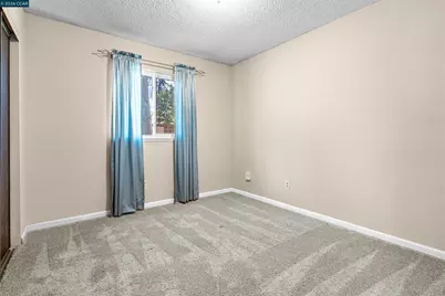 9152 Castlebar Way, Sacramento, CA 95826 - Photo 10