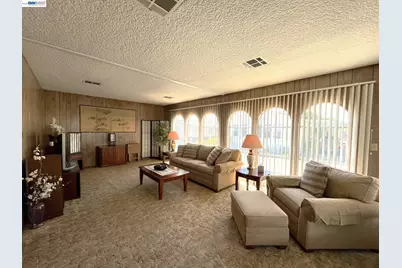 1285 Sussex Way, Hayward, CA 94544 - Photo 2