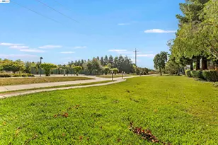 4071 Ghiotti Dr, Pleasanton, CA 94588 - Photo 24