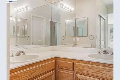 4071 Ghiotti Dr, Pleasanton, CA 94588 - Photo 10