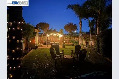 34515 Bentley Ct, Fremont, CA 94555 - Photo 40