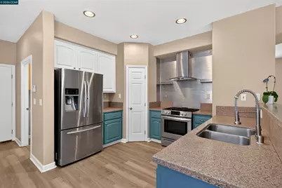 5230 Bay St, Rocklin, CA 95765 - Photo 24