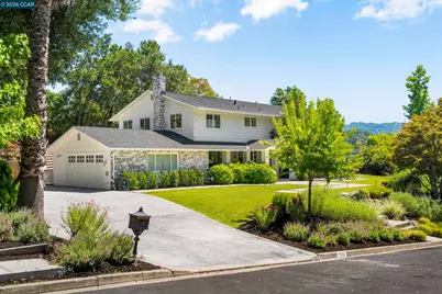 34 Mott Dr, Alamo, CA 94507 - Photo 2
