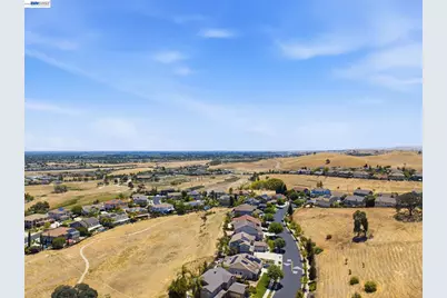 2742 St Andrews Dr, Brentwood, CA 94513 - Photo 50