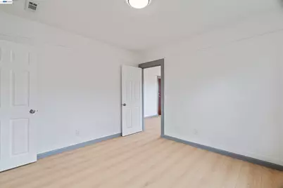1012 72nd Ave, Oakland, CA 94621 - Photo 16