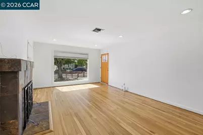 3561 Sophia Way, Sacramento, CA 95820 - Photo 10