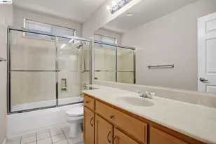 406 Grenadine Way, Hercules, CA 94547 - Photo 12