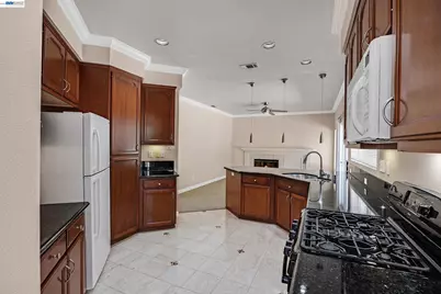 406 Grenadine Way, Hercules, CA 94547 - Photo 20