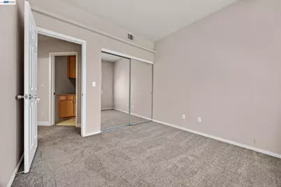 406 Grenadine Way, Hercules, CA 94547 - Photo 10