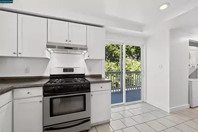 754 Alhambra Street, Crockett, CA 94525 - Photo 32